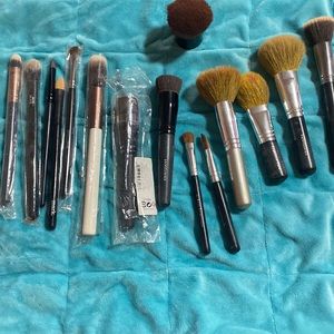 Younique and  Bare-mineral brushes